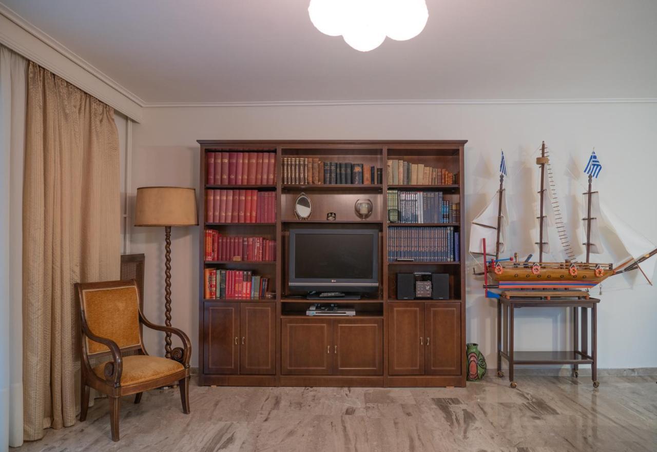 Aiolos Apartment Афины Экстерьер фото