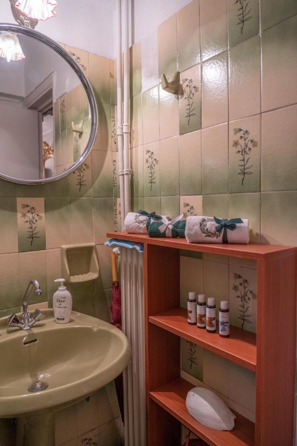 Aiolos Apartment Афины Экстерьер фото